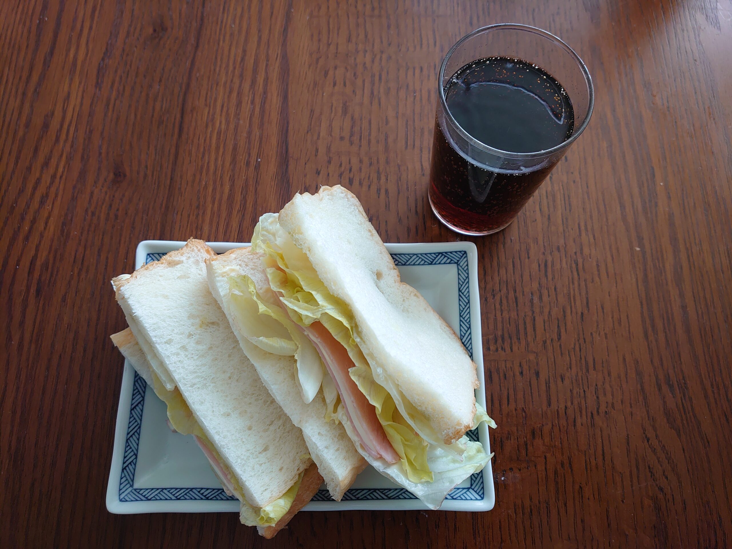 コックまーちゃん「パン朝食」