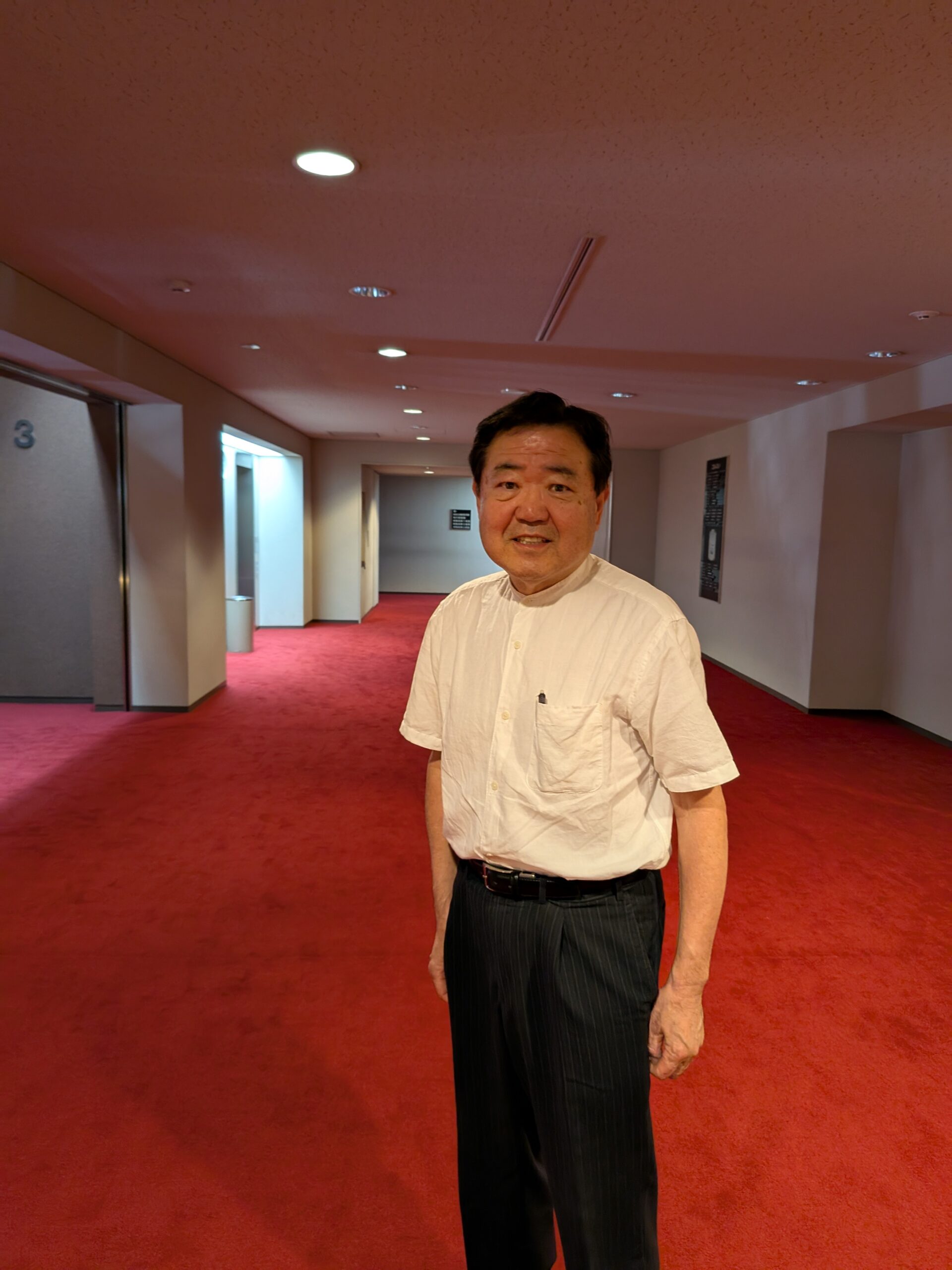 議会質問が続く