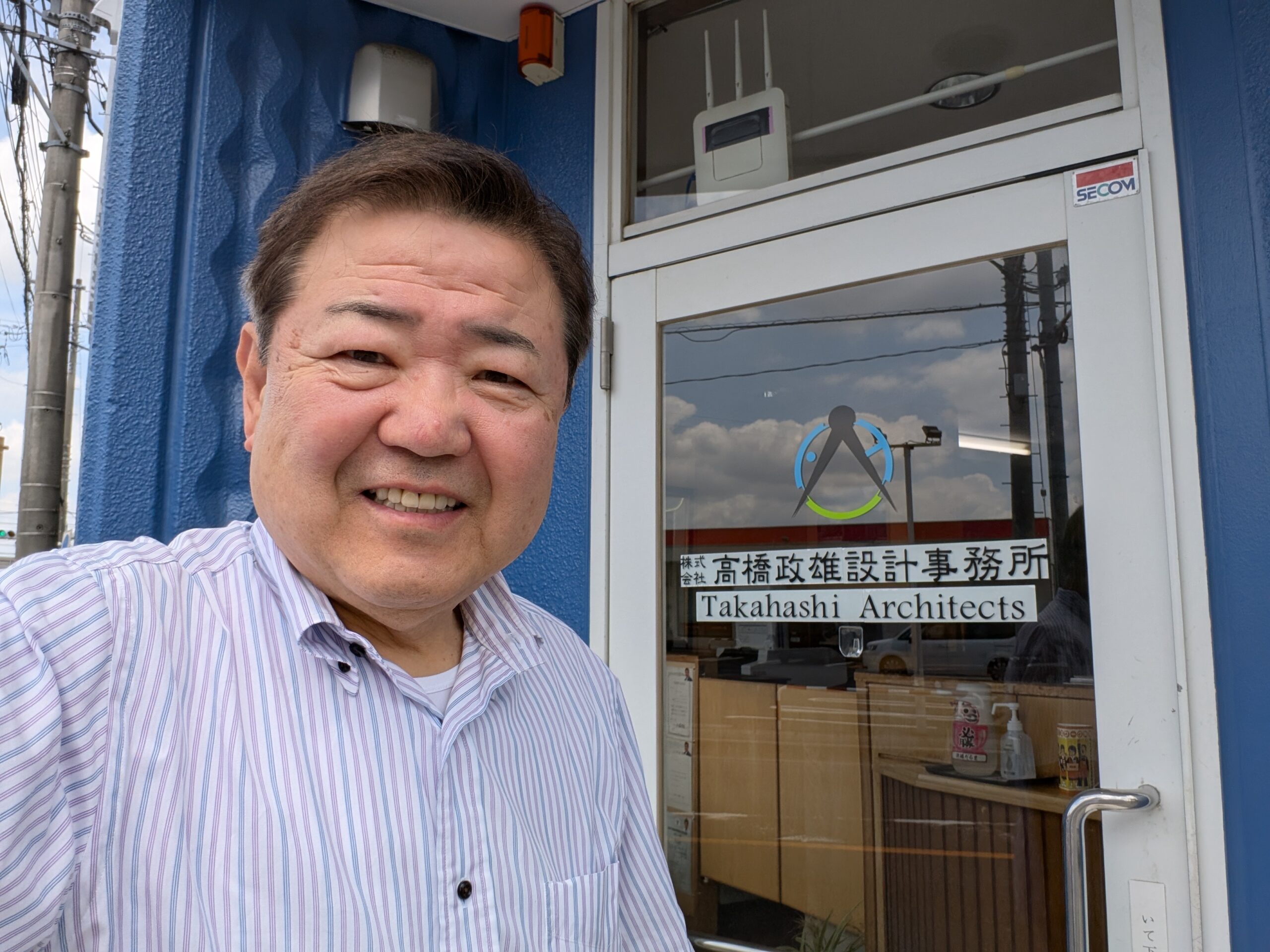 会社出社前に理髪店