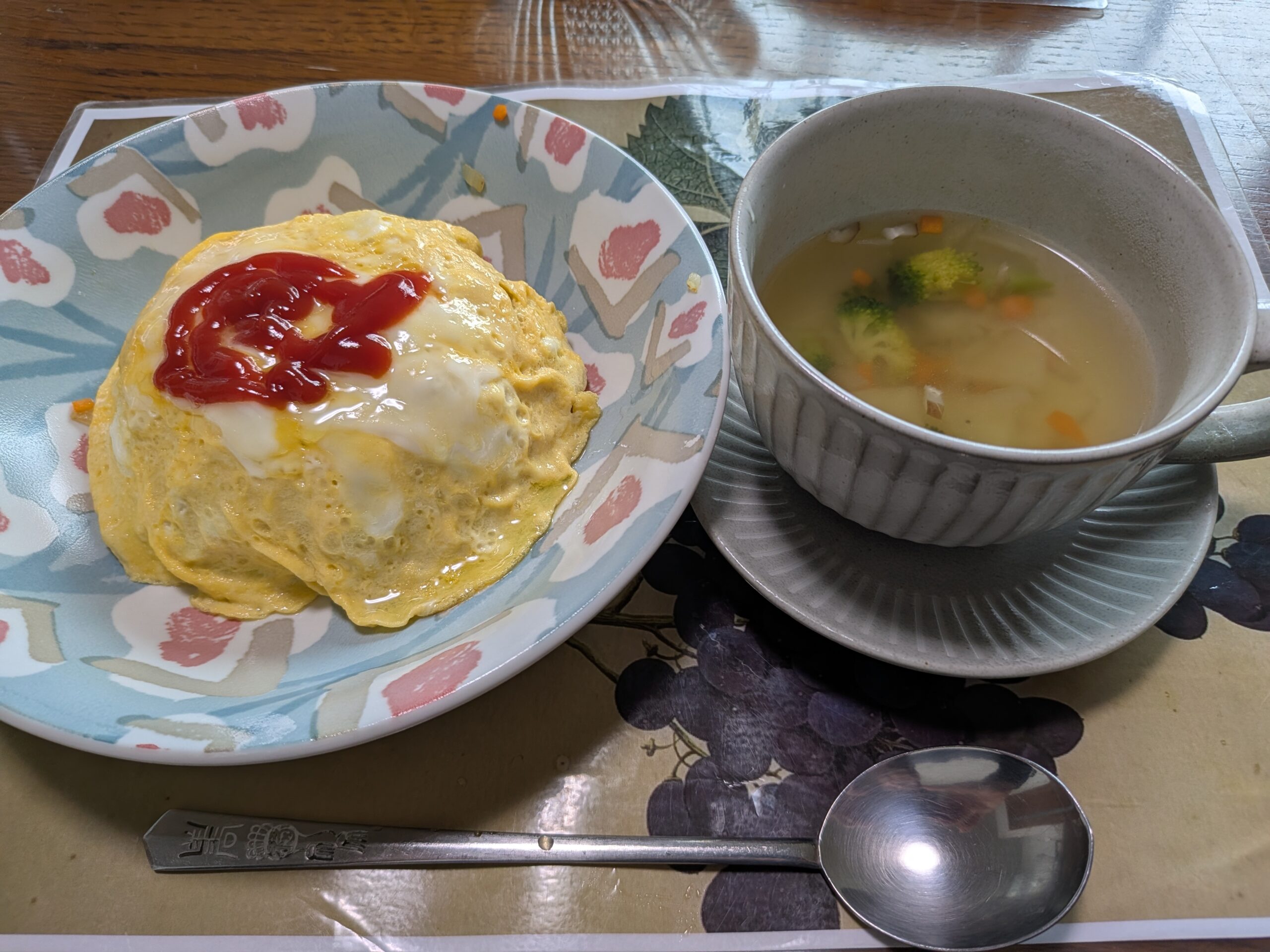 コックまーちゃん 「オムライス」