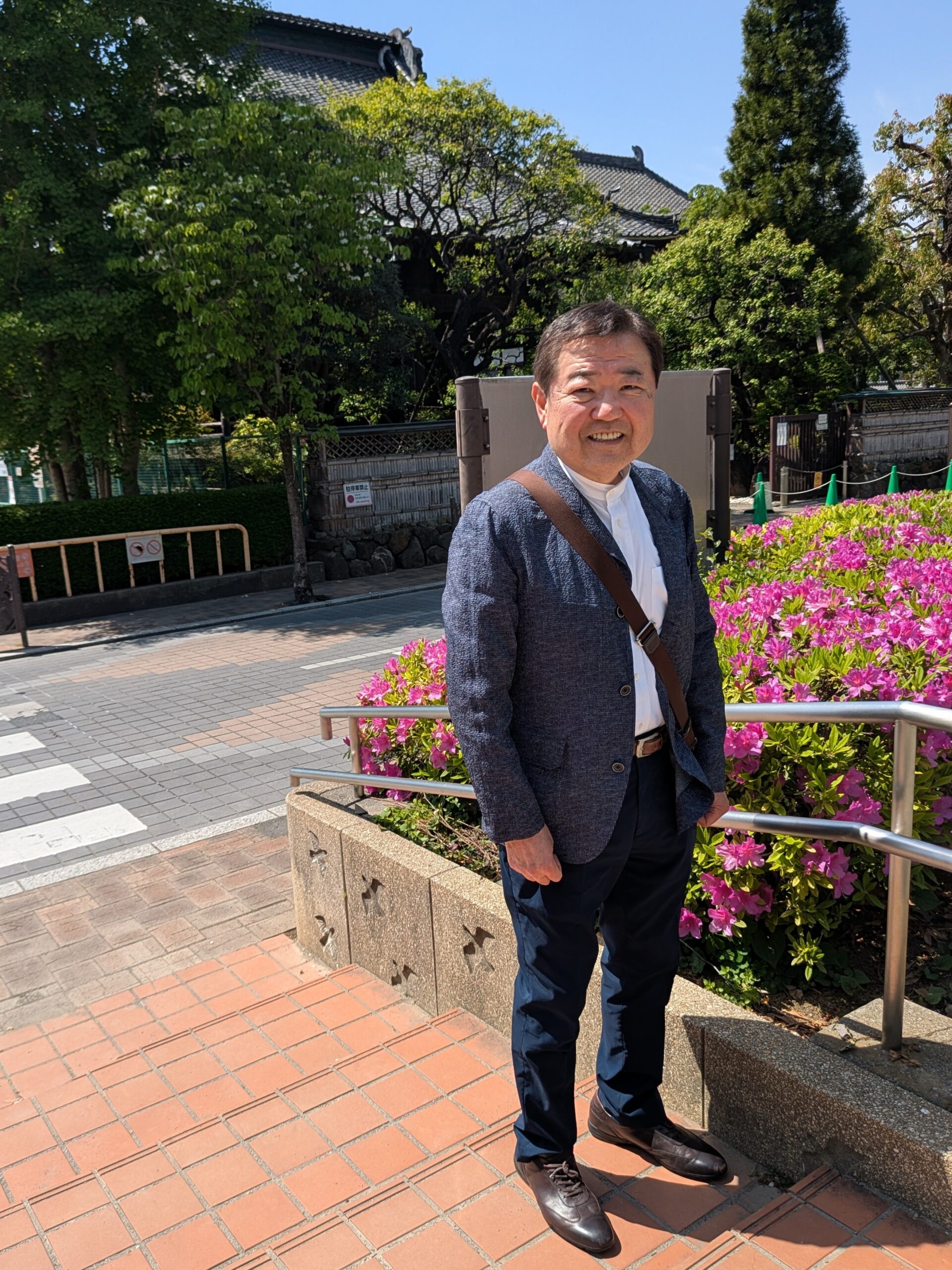 玉蔵院のツツジ